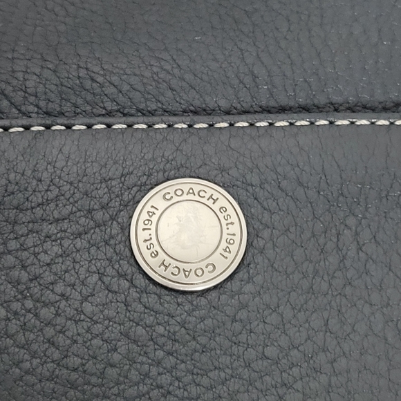 Coach Vintage Chelsea Small #10130. - Picture 8 of 16